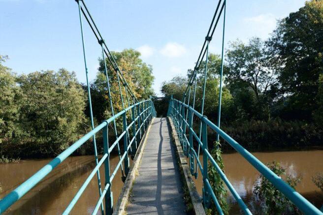 Suspension bridge
