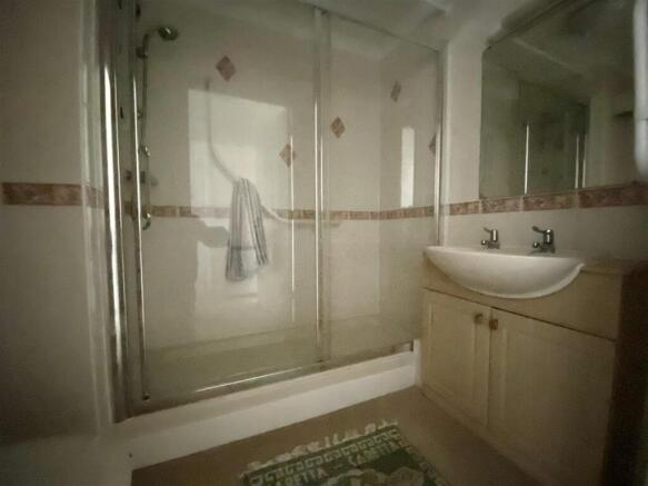 1 bed Apartment for sale Image 7