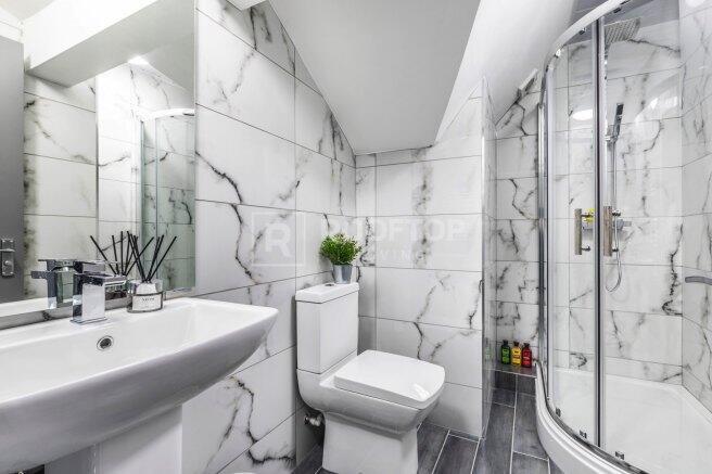 queens-road-ls6-1hy-1059205