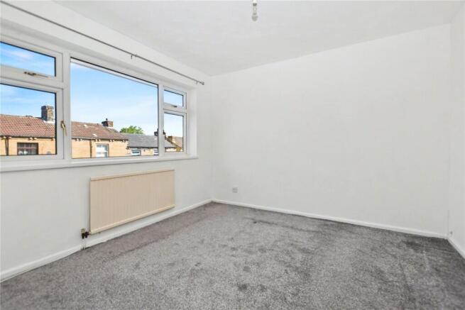 3 bed Terraced for sale Image 6