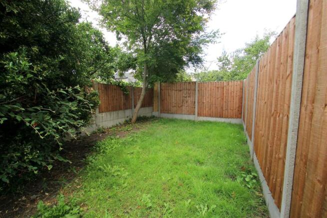 reargarden2.JPG