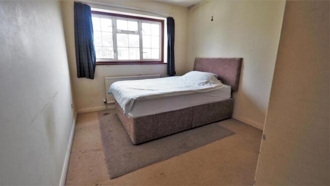 Bed3.JPG