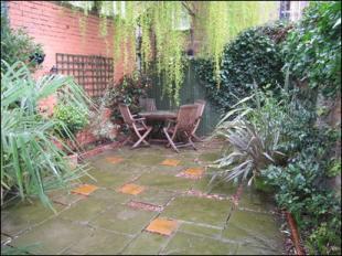 Courtyard Garden