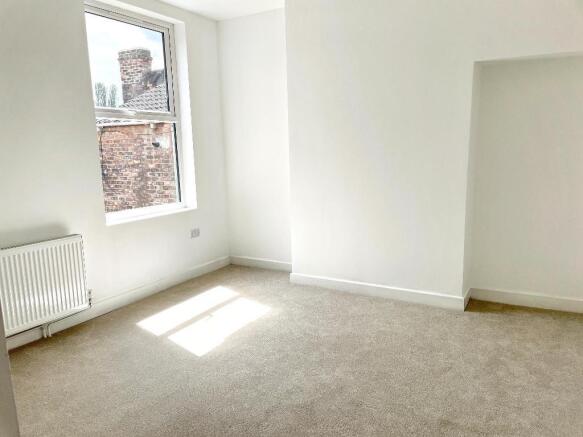 4 bed Terraced for sale Image 9
