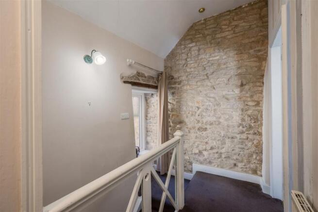3 bed House for sale Image 6