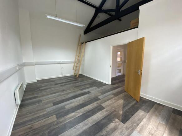 Photo 08062023 14 55 39.jpg