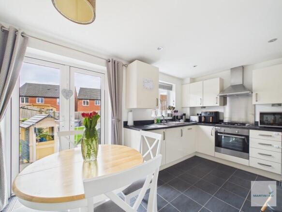 CAM03394G0-PR0462...