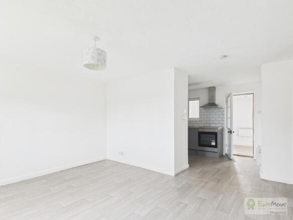 CAM03603G0-PR0065-STILL009