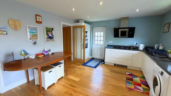 Kitchen/Dining Room