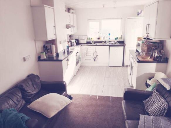 Living - Kitchen