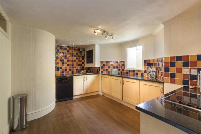 Emscote62-Basement-01A.jpg