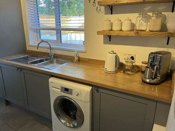 Kitchen photo 2