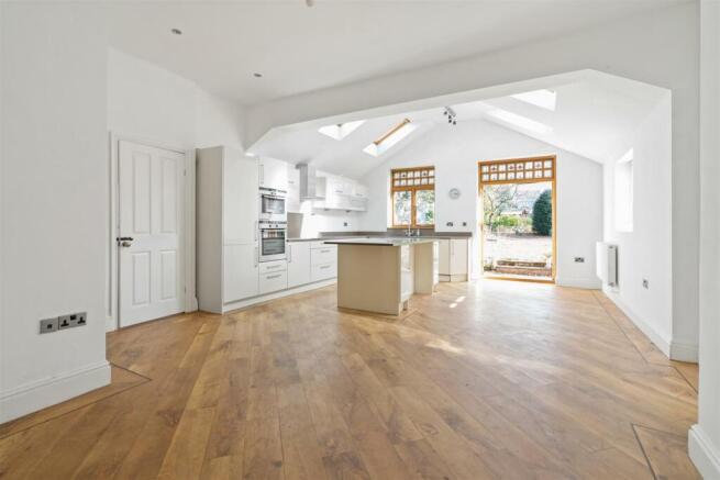 101 Kineton Green Road-05_lo.jpg