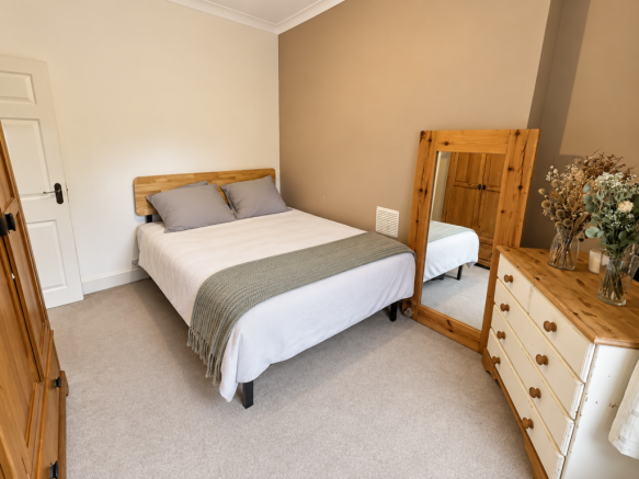 Furnished Room with Bills Included