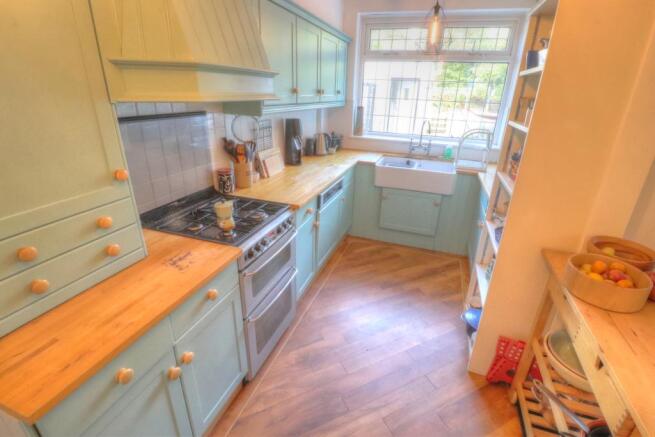 7 Kitchen