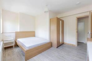 Flat 17, Crompton House Rockingham Estate, County Street, London SE1 6AH