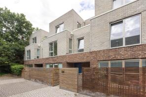 73d, Marston Way, Upper Norwood, London SE19 3JB