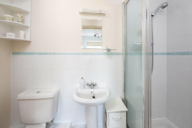 En-Suite to Bed One