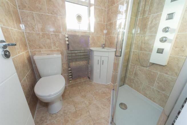 Shower Room.jpg