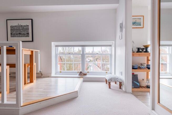 Living Room (5)