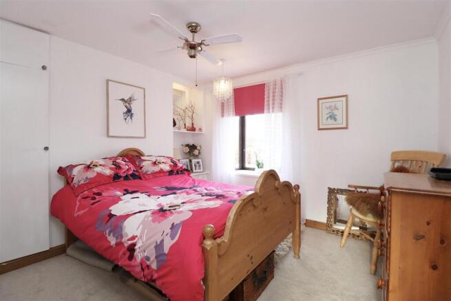 3 bed Detached Bungalow for sale Image 8
