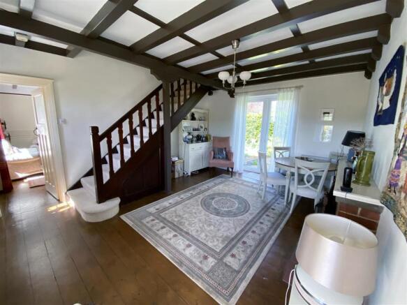 Dining/Hallway: