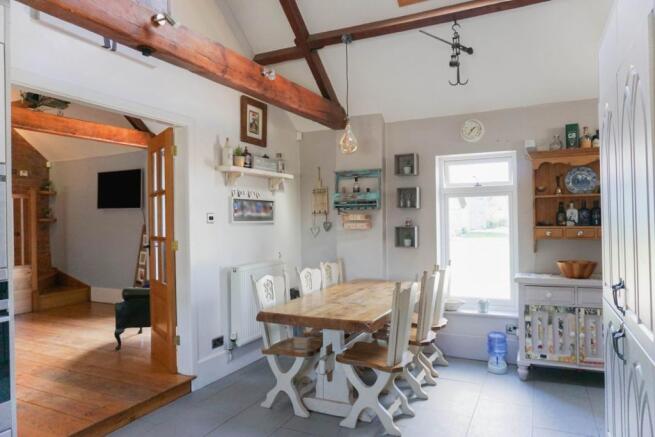 Kitchen/Breakfast