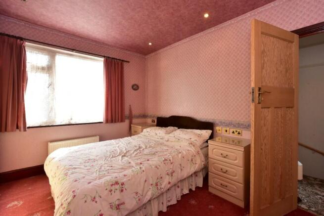 BED 2 (BACK)
