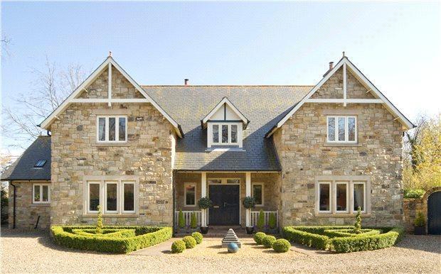 Chapelside House