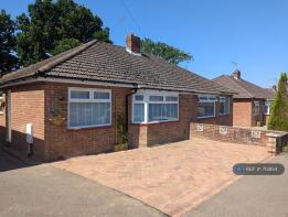 3, Linda Grove, Waterlooville PO8 8UX