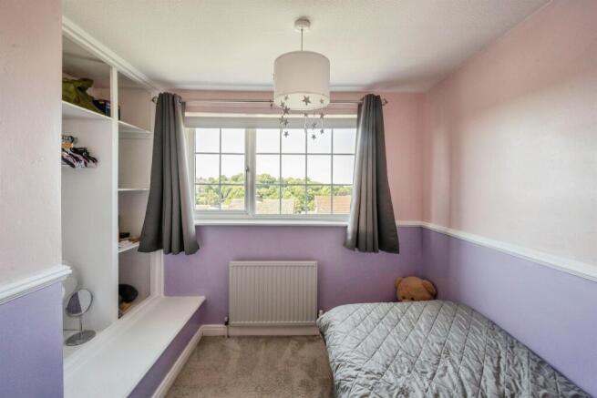 3 bed Semi-Detached for sale Image 10