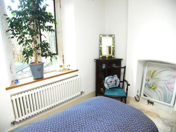Photo 10