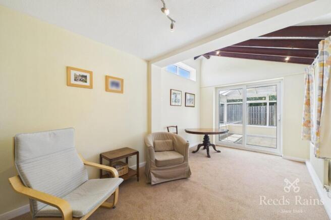3 bed Bungalow for sale Image 11