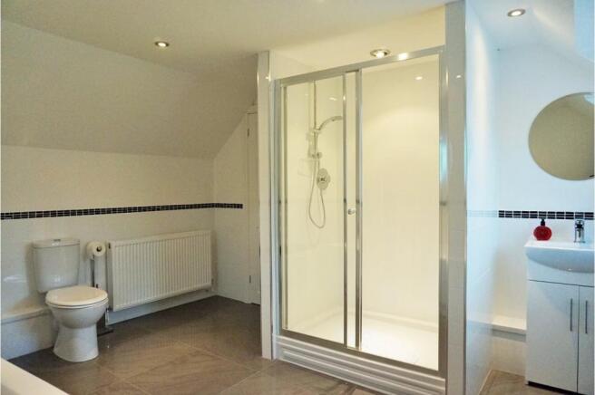 Master En-suite
