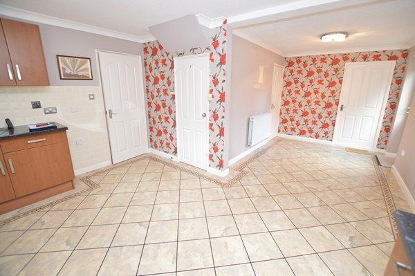 kitchen & breakfast room