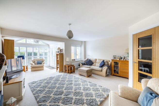 Willow Mews, Caterham, CR3 photo 4