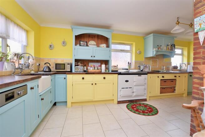 Kitchen/Breakfast Room