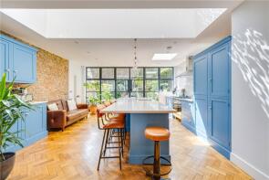 97, Calbourne Road, London SW12 8LS