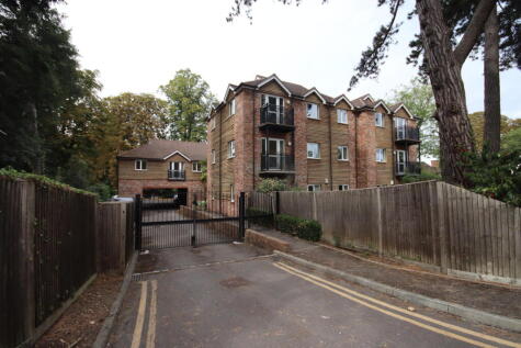 Boulters Court, Maidenhead