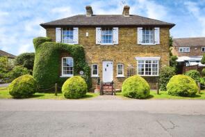 Yew Tree Cottage, Weavering Street, Weavering ME14 5JP