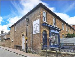 27, Parkfields, London SW15 6NH