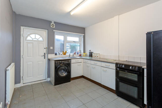 kitchen b