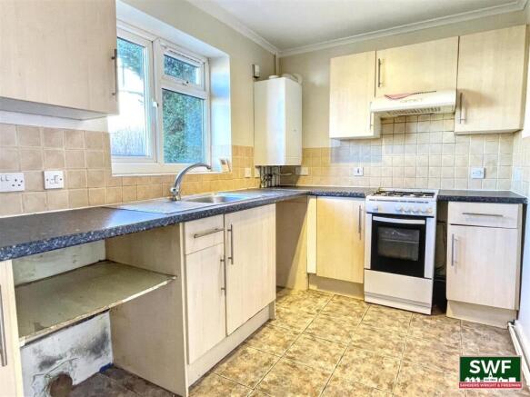 Prestwood Road, Wolverhampton photo 4