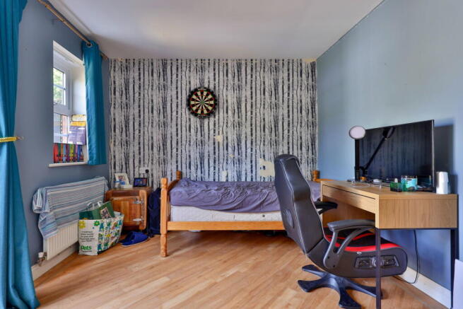 4 bed Town House for sale Image 11