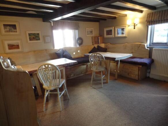 Snug Bar 