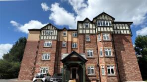 Flat 13, 4 St James Court, Moorland Road, Manchester M20 6AZ