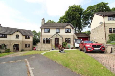 Moor Drive, Oakworth, Keighley, BD22