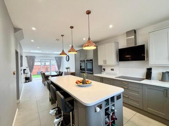 Kitchen/Dining Room