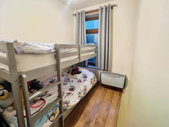 2 bed Terraced for sale Image 5