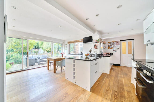 Kitchen / Dining Room